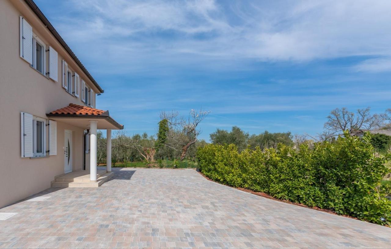 Villa Buroli With Pool, Sauna And Jacuzzi Exteriér fotografie