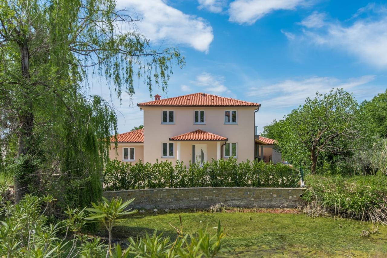 Villa Buroli With Pool, Sauna And Jacuzzi Exteriér fotografie