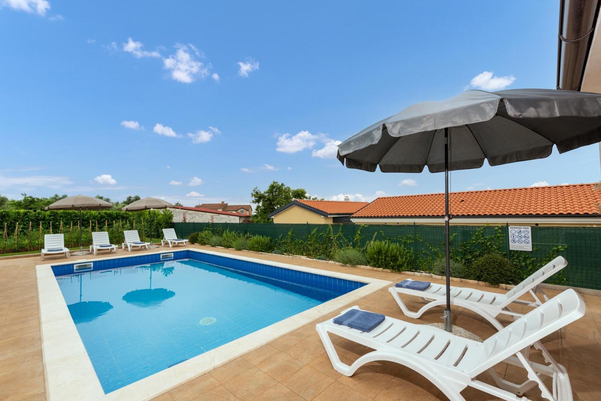Villa Buroli With Pool, Sauna And Jacuzzi Exteriér fotografie