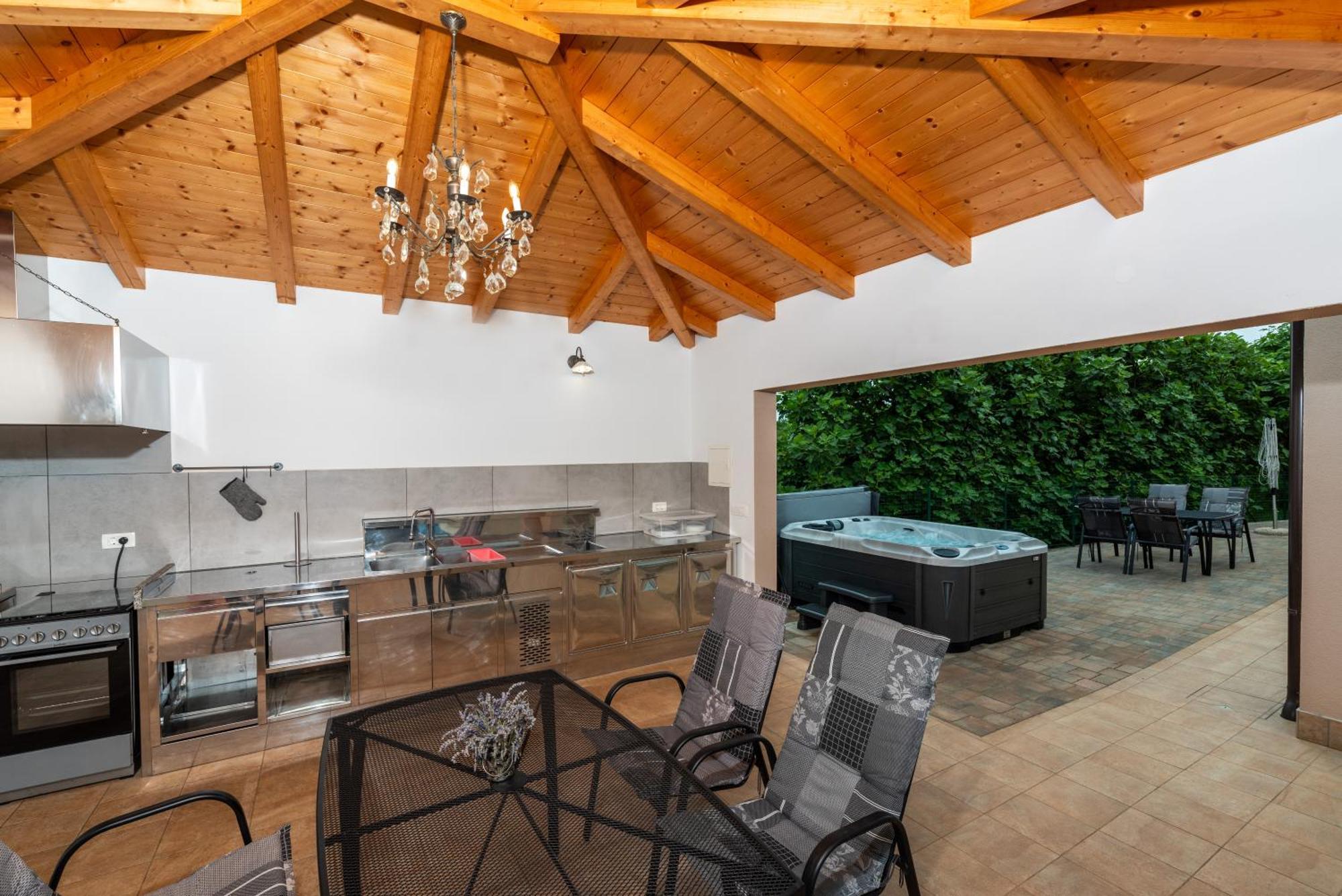 Villa Buroli With Pool, Sauna And Jacuzzi Exteriér fotografie
